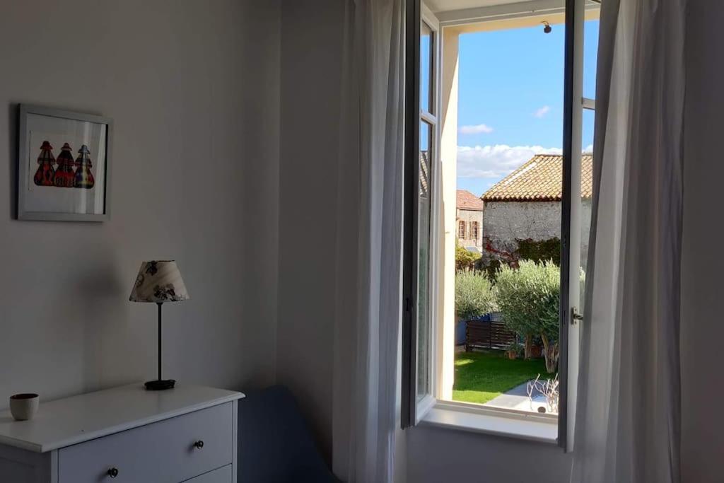 La Maison De Colette - Coeur De Village Cuxac-dʼAude Buitenkant foto